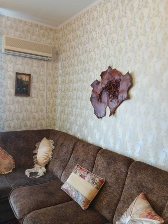 бульвар Украинки, отдельная комната евроремонт центр метро Печерская - фото 1