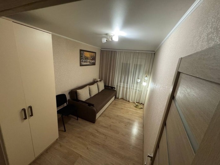 Сдам комнату для женщины р-н Титова - фото 1