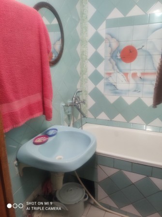 Здається кім. з виходом на балкон. Без господарів. - фото 1