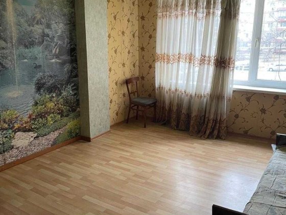 Сдам 2 комнаты в 4х комнатной квартире Тополь3 Дніпро