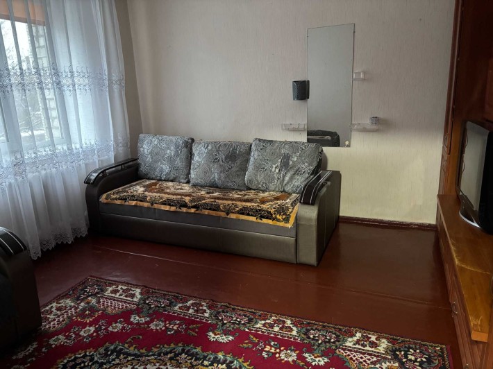 Оренда 2х кімнат в гуртожитку , ремонт , меблі , побутова техніка . - фото 1