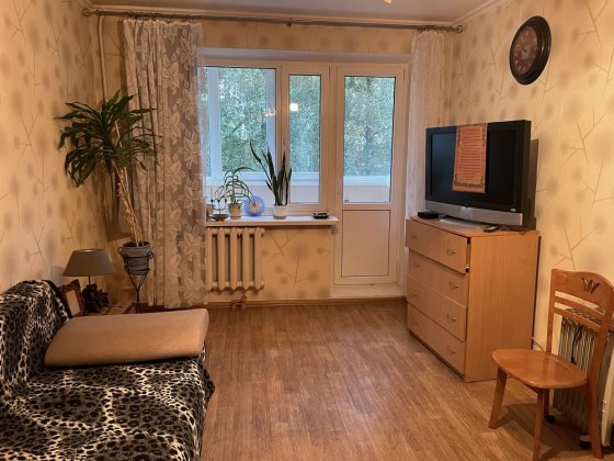 Здається кімната  в 2х кім квартирі з 01.03.  Хмільники , Панчішна.