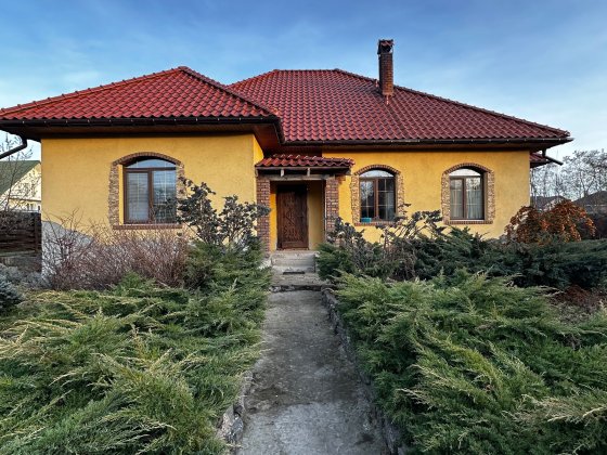 Будинок  Хотів, вул. Козацька Хотів