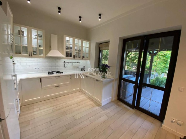 Хотів Продаж будинку 260м² Голосіївський р-н 13соток+гостьовий будинок - фото 1