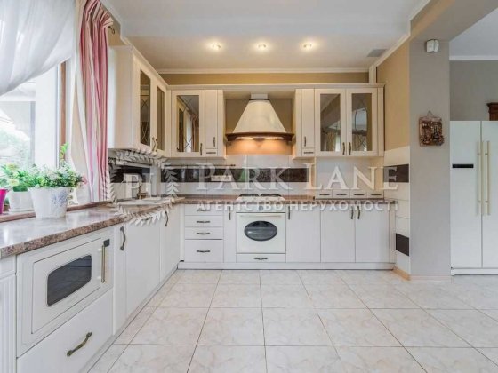 Будинок 302м2 ділянка 8сот с. Чайки вул. Малишка/ Борщагівка/ Київ 5хв Чайки