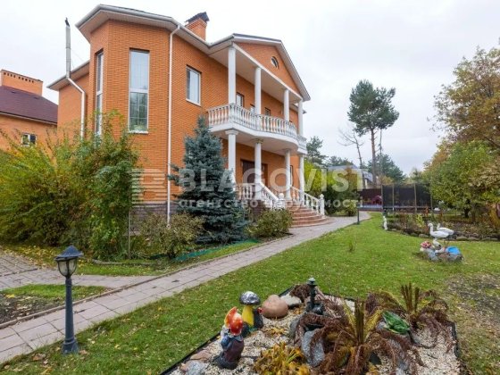 Добротний будинок з бомбосховищем в КМ закритого типу. Без комісії! Чайки