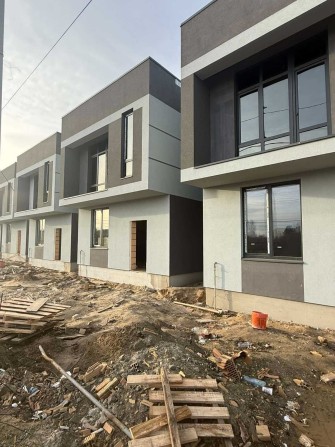 Продаж будинків - дуплексів в с. Чайки - фото 1