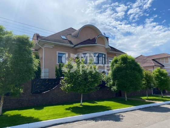 380м2 с. Чайки (Стоянка, Гореничі, Петропавлівська Борщагівка) Чайки