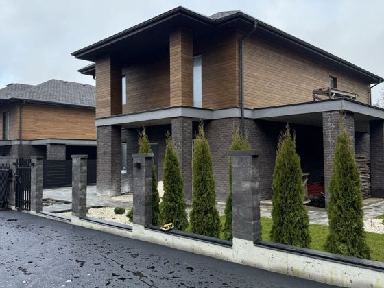 Будинок біля лісу ‼️ 5 хвилин до Берестейського проспекту Чайки