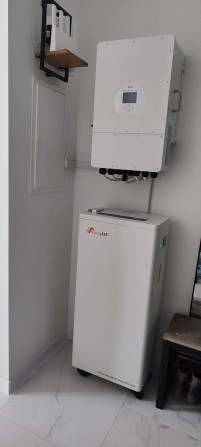 Село Хотів. Пропонується новий таунхаус ,три поверхи. - фото 1