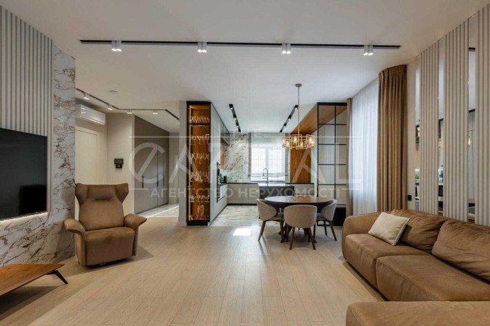 Продаж/Будинок/Хотов/5к/220м2/Генератор/з ремонтом/Обухівський р-н - фото 1