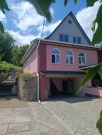 Будинок на березі річки Рось, село Шкарівка, Київської області - фото 1