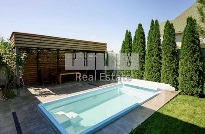 Пропонується на продаж будинок з басейном в с. Шевченкове Київська обл - фото 1