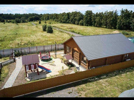 Продаж ділянки з двома будинками в селі Шпитьки, 214м2, без% Шпитьки