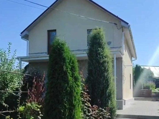 Від власника. 2012 року. 135 м2, 9 сот. Ремонт і меблі. Заїджай і живи Юровка