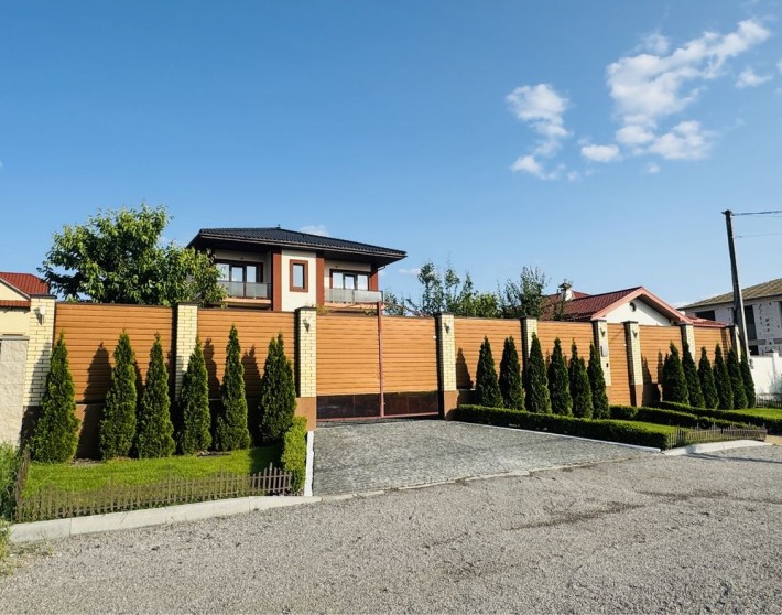 Продам котедж в Білогородці (Шевченкове) 213 м2 з ремонтом та меблями! - фото 1