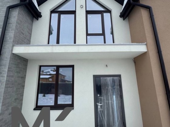 Таунхаус 100 м2 у Шевченковому з ділянкою 1 сотка Шевченково