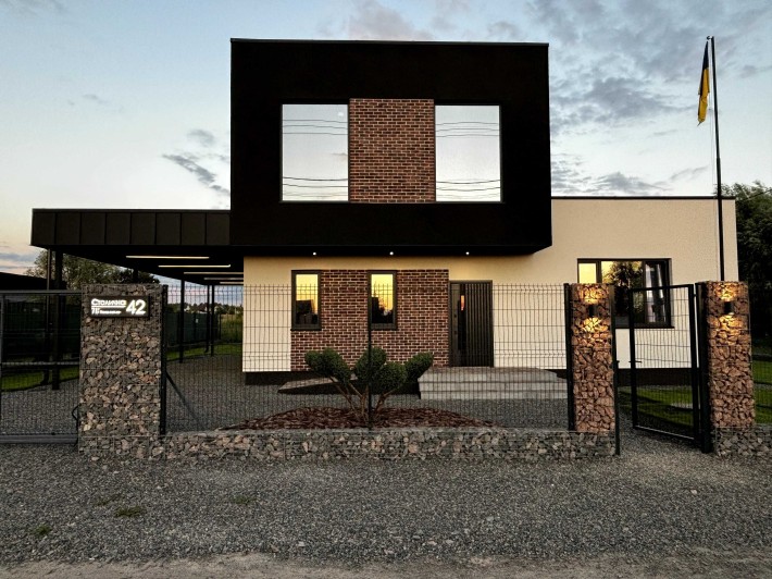 Ексклюзивний двоповерховий будинок 154м2 + 64м2 тераси у с. Шевченкове - фото 1