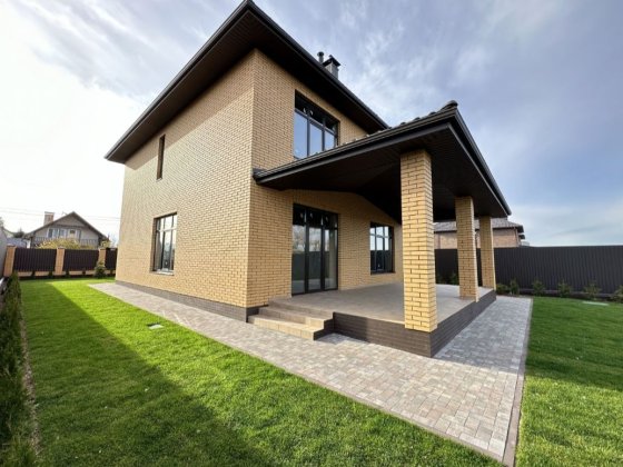 Шевченкове!!Газ!!Продаж готового будинку 182 м2 та 9 соток землі!! Шевченкове