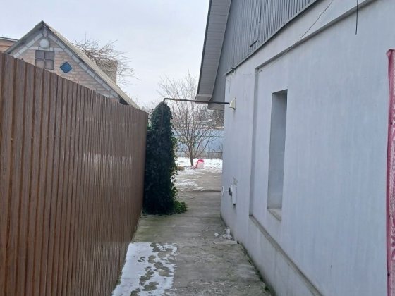 Продаж частини  будинку