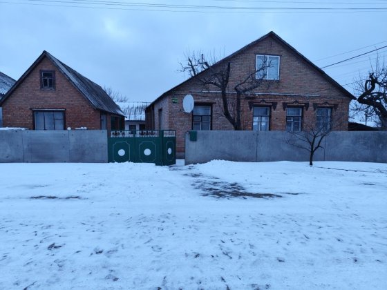 Продаж будинку в місті Помічна