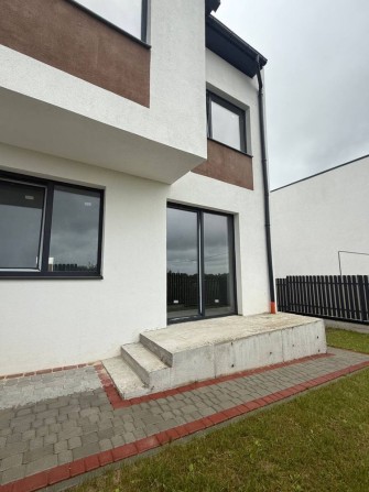 Продаж котеджу Вул. Старицького у Солонці – всього 5 км до Львова! - фото 1