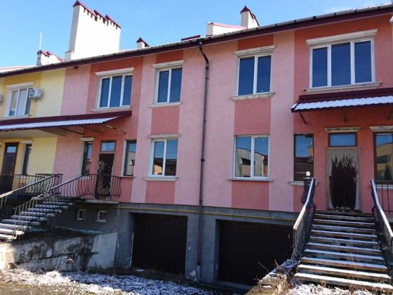 Продам Котедж 270 кв.м. в Солонці (5 км від Львова) Солонка