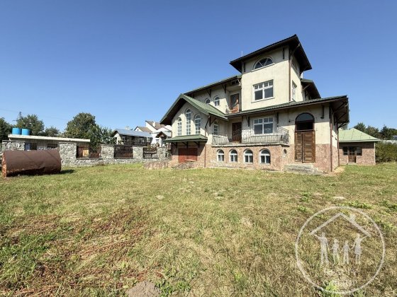 Продам добротний будинок!10хв до центру на авто! Брюховичі,центр! Брюховичи