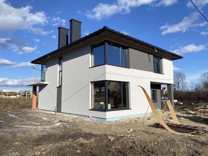 Продаж цегляного будинку у Винниках - фото 1