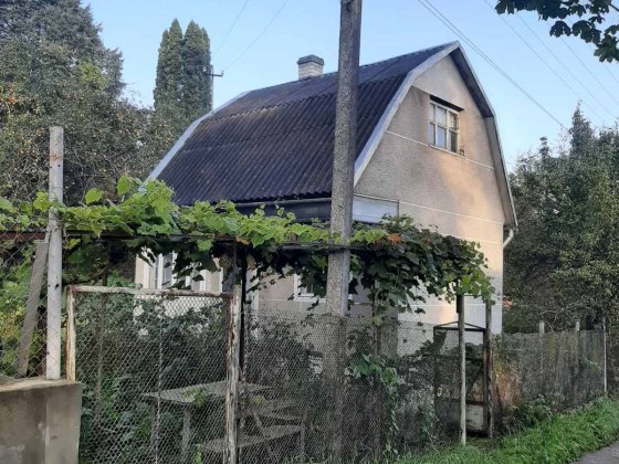 Продам дачну ділянку з будиночком у Брюховичах Брюховичи