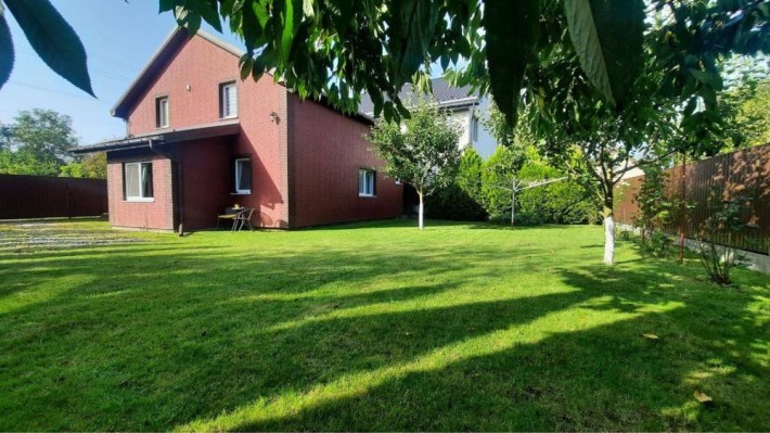 Продаж будинку в  Солонці/Жирівка - фото 1