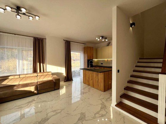 Продаж котеджу в Брюховичах, вул. Під Осовою. Брюховичи