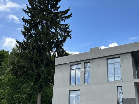 Котедж з сонячними панелями у Брюховичах.БЕЗ КОМІСІЇ Брюховичи