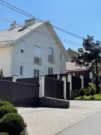 Продаж гарного в красивій локаціі  котеджу Солонка поруч Львів! - фото 1