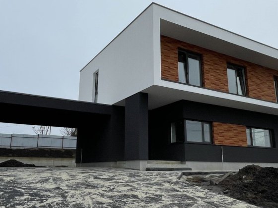 Продаж двоповерхового будинку в с. Солонка вул. Демократична
вул. Де Солонка