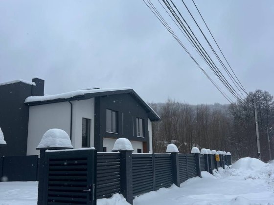 Продаж сучасного котеджу в мальовничому місці,  Брюховичі Брюховичи