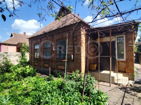 Продаж будинку з великою ділянкою. провулок Дежнева. Кривой Рог