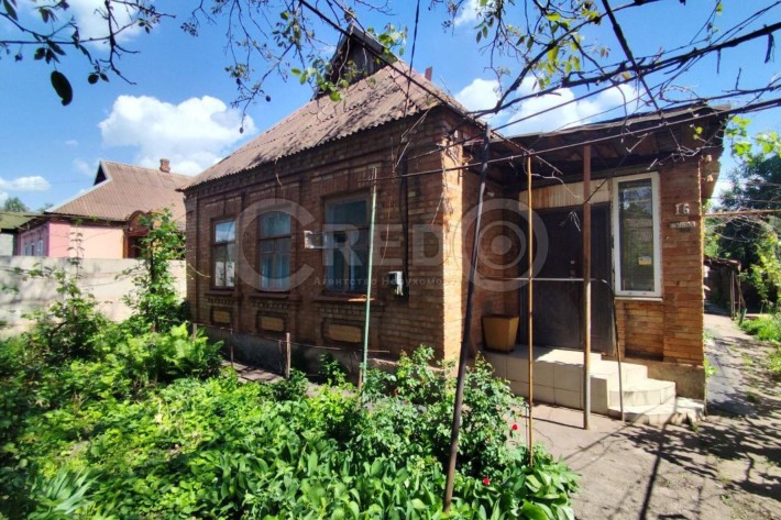 Продаж будинку з великою ділянкою. провулок Дежнева. - фото 1