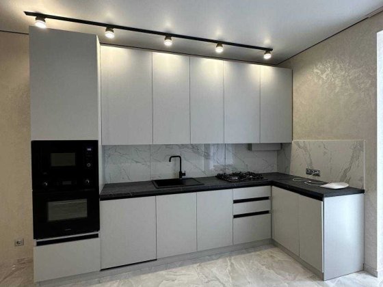 Таунхаус з ремонтом, Буча вул. Києво-Мироцька, Програми+ Буча