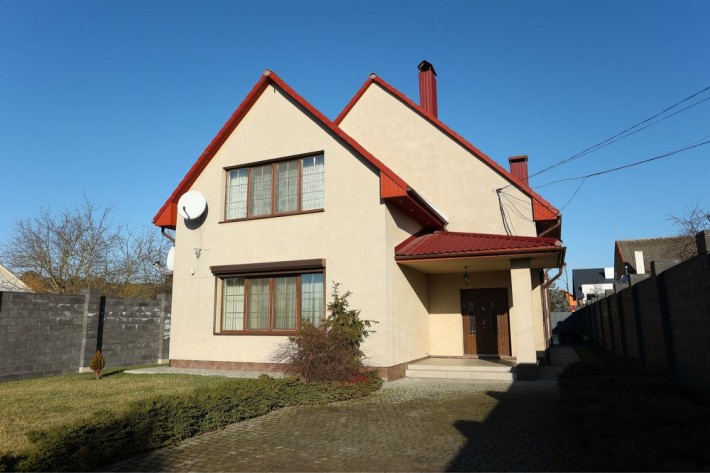 Продам затишний будинок село Дачне - фото 1