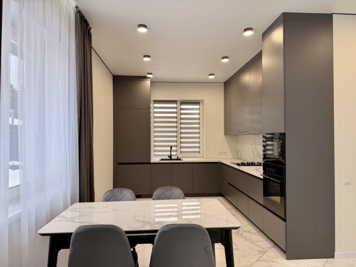 Лісова Буча будинок на 7,5сот з дизайнерським новим ремонтом - фото 1