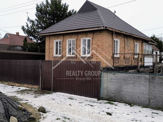 Продам будинок у ЦМ рн  вул. Мерецькова Кривий Ріг