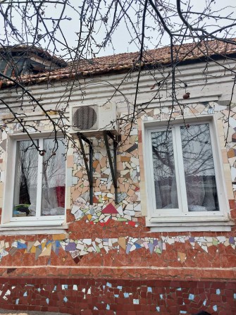 Продається 1/2 будинку на 17 кварталі(колишня Щорса). - фото 1