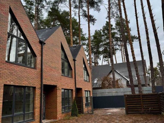 Продам готовий таунхаус в Ірпені (локація неймовірна) Ирпень