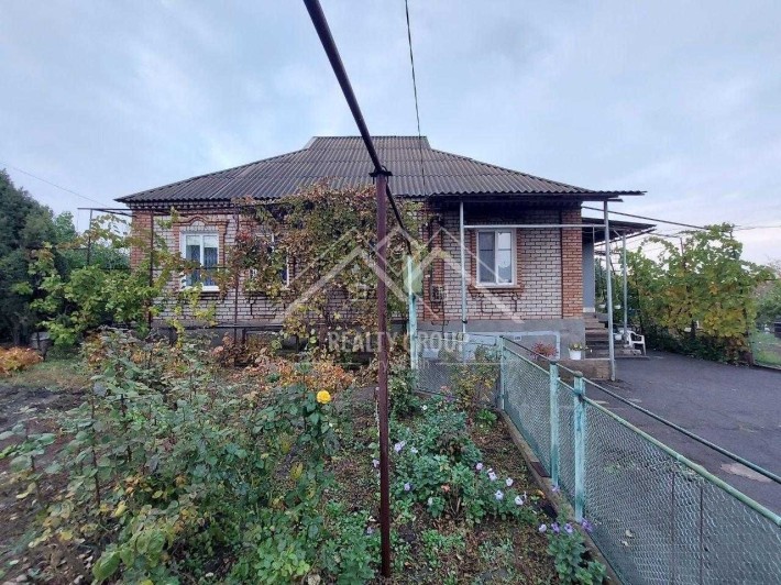 Продаж будинку з великою земельною ділянкою у ЦМ р-ні по вул.Толстого - фото 1