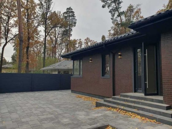 Продам новий будинок в м. Буча, вул. А. Солов'яненка Буча