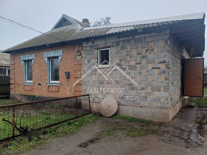 Продаж будинку в Тернівському районі . Торг. - фото 1