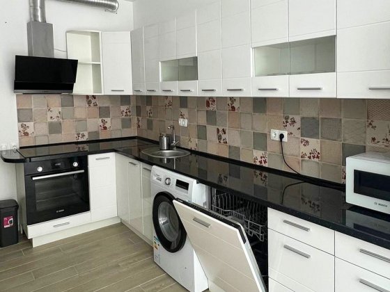 Продається однокімнатна квартира по вул. Заболотного 148, ЖК Кришталеві Джерела. Киев