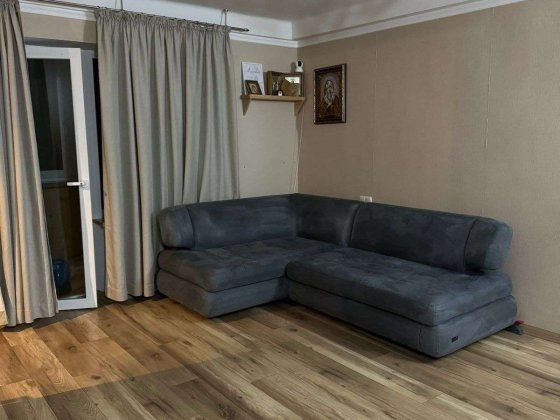 Продам двокімнатну квартиру по вул.Мілютенко, 28А. Київ