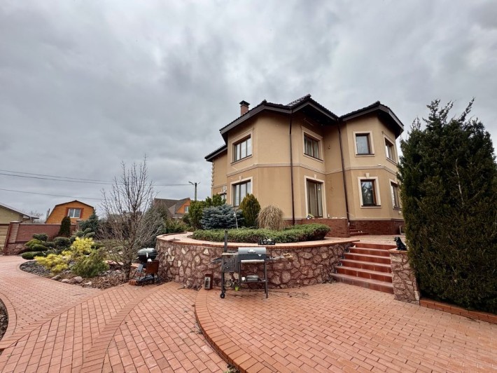 ‼️ Двоповерховий будинок в місті‼️ 5 км до центру! - фото 1